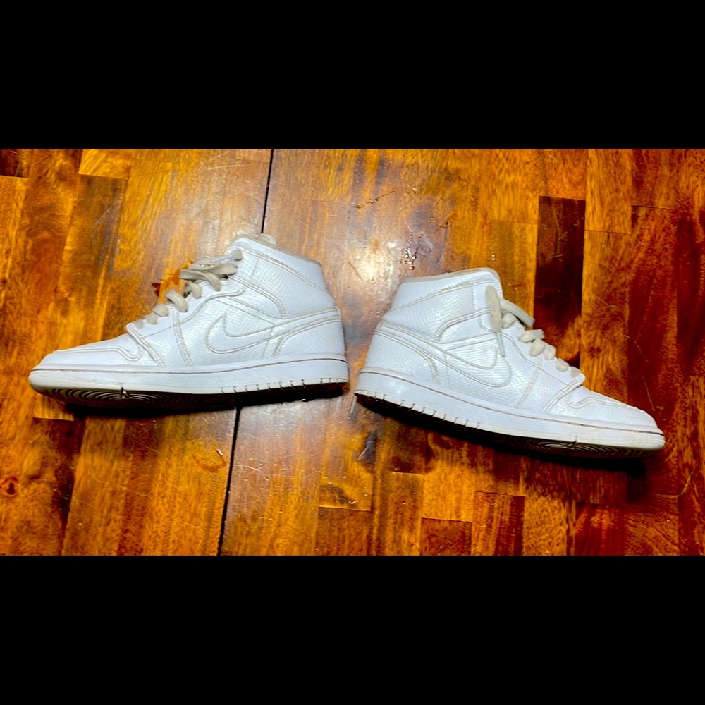 Air Jordan 1